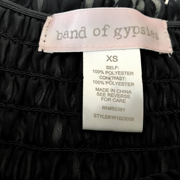 Band of Gypsies off the shoulder flare sleeve top - Picture 7 of 7